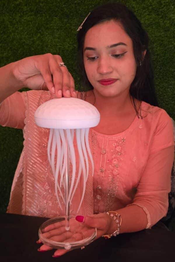 Jelly Fish Lamp - Image 3